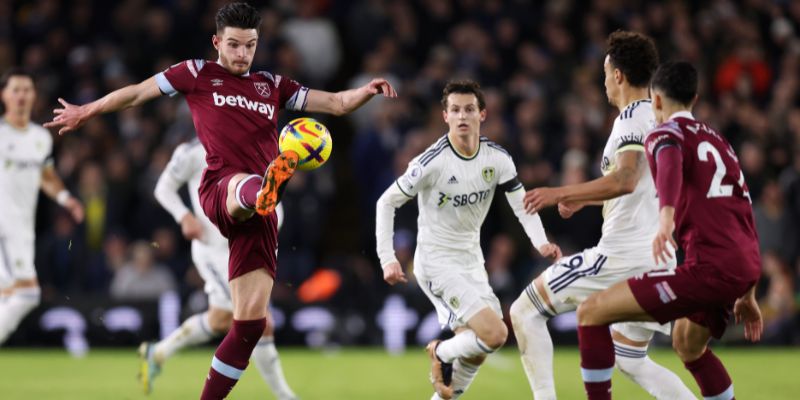 Trái ngược về phong độ West Ham United vs Leeds United